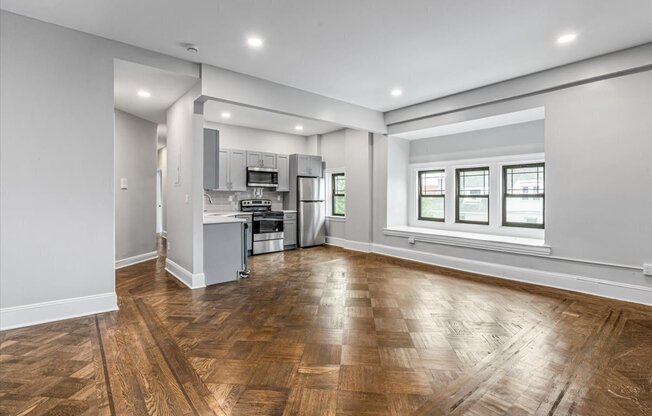 81 45 LEFFERTS BLVD