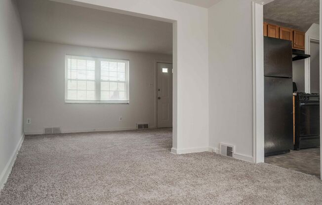 3 beds, 1 bath, 1,170 sqft, $1,450, Unit E111