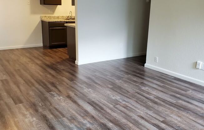 2 beds, 1.5 baths, 900 sqft, $1,620, Unit B 152