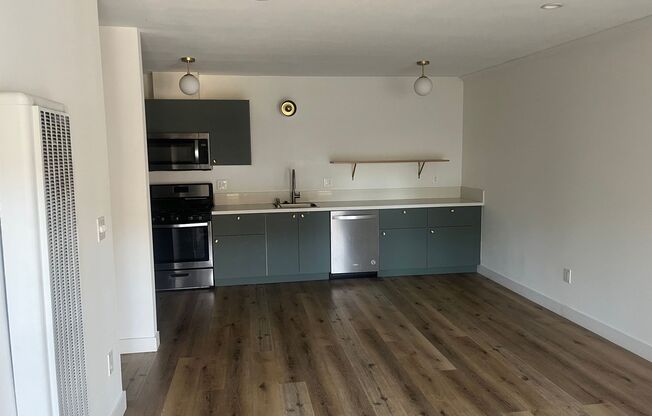 1 bed, 1 bath, 550 sqft, $2,150, Unit 117