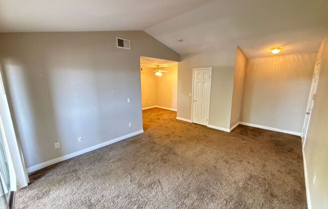 1 bed, 1 bath, $1,295, Unit 124