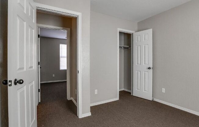 Center Way Apartments 2BDR - 1 BATH