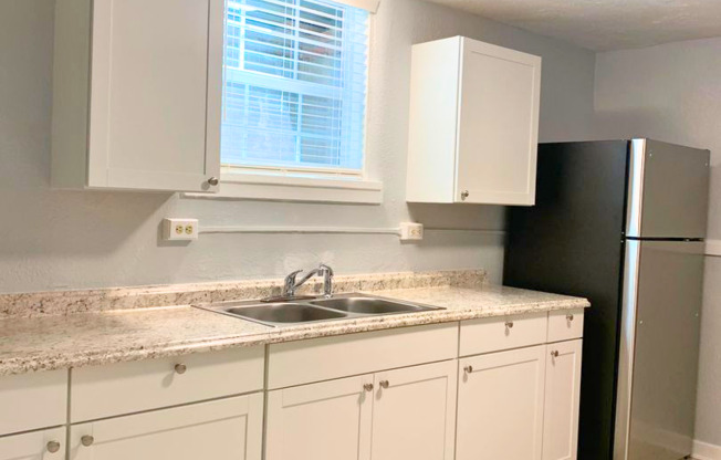 1 bed, 1 bath, 650 sqft, $825, Unit Unit K