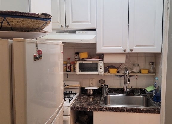 109 Dartmouth St Apt 19C