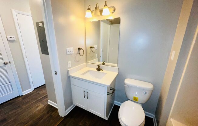 1 bed, 1 bath, 815 sqft, $1,025, Unit 1004