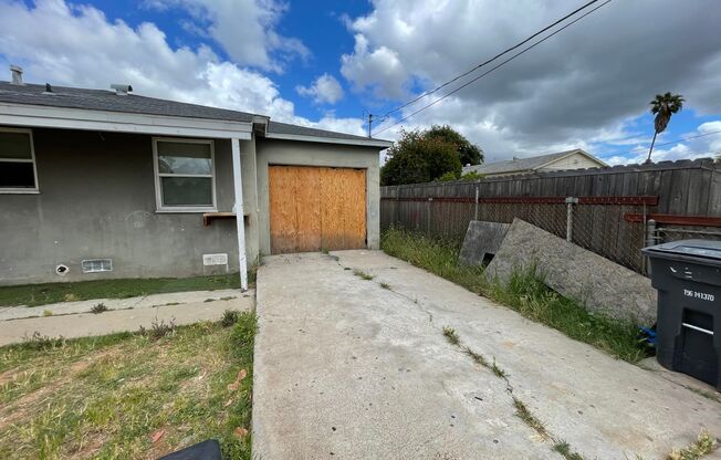 Freshly Painted Exterior and Interior! Single Family Home with Parking