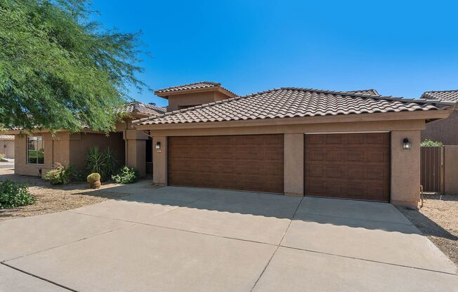 Ironwood Village - Completely Remodeled Interior, Single Level with Pool!