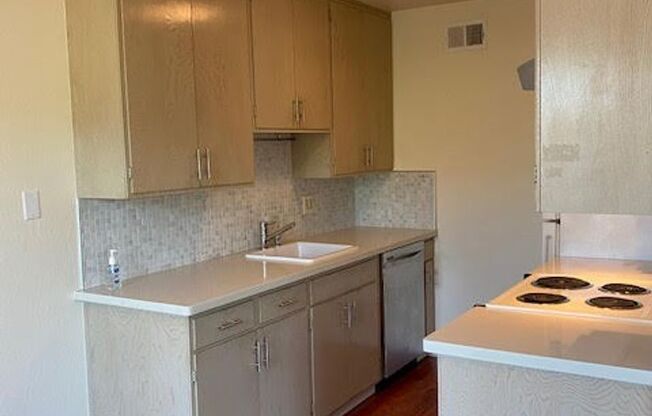 1 bed, 1 bath, $2,850, Unit 133 Parker Avenue, #1