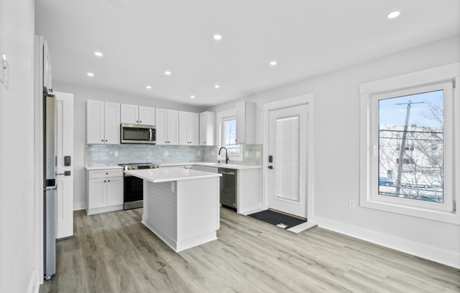 6 GARFIELD AVE