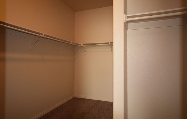 3 beds, 2.5 baths, $2,010