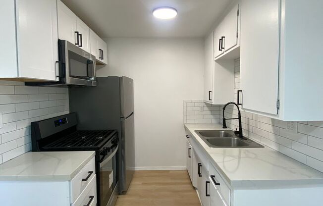 1 bed, 1 bath, 500 sqft, $1,900, Unit 1