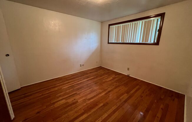 2 beds, 1 bath, 825 sqft, $1,695, Unit 2710 Jefferson st