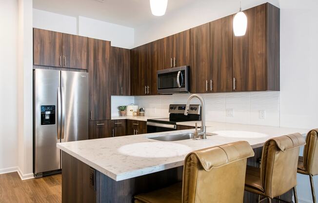 WELCOME TO YOUR LIFESTYLE AT THE RESIDENCES AT GALLERIA