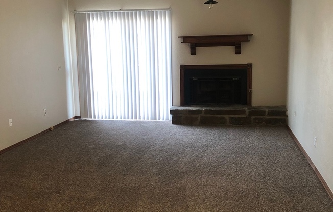 2 beds, 2 baths, 1,080 sqft, $1,075