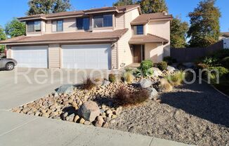 Rancho Bernardo, 10963 Matinal Cr, Wood Floors, Granite Counters, AC, Fireplace, 2 Car Garage w/ Opener.