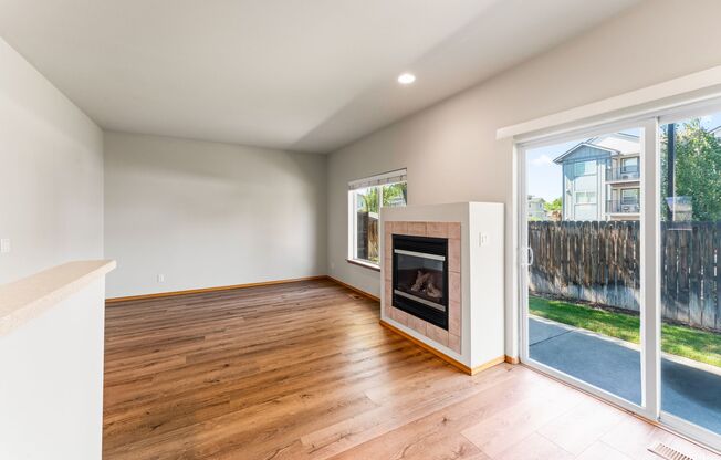 Live in Redmond Oregon