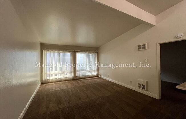 1 bed, 1 bath, $2,150, Unit 609-21