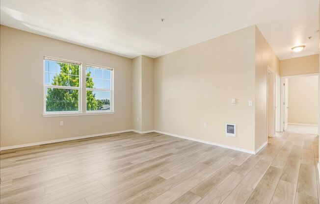 2 beds, 1 bath, 901 sqft, $1,400, Unit 1144-304