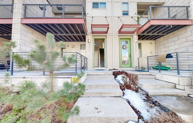 Modern 3 story townhome available now!