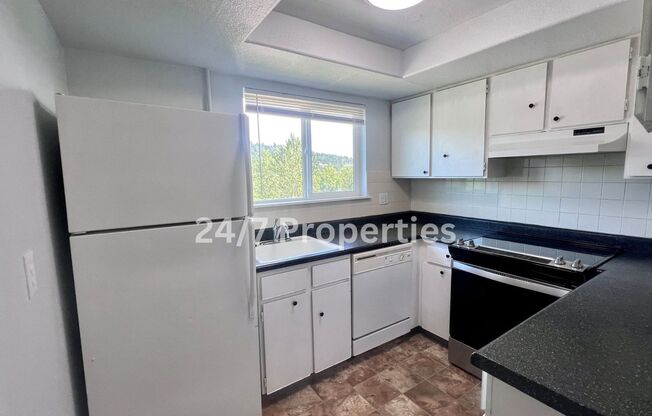 2BD I 1BA Unit in Oregon City