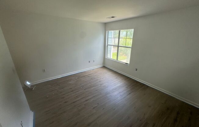Nicely Updated Condo in Old South!