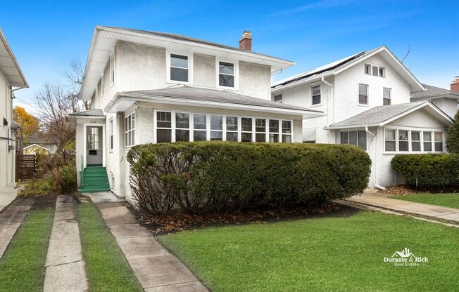 Single Family Home in Historic Oak Park Neighborhood