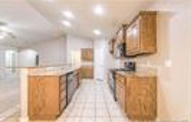 3 beds, 2 baths, $2,150