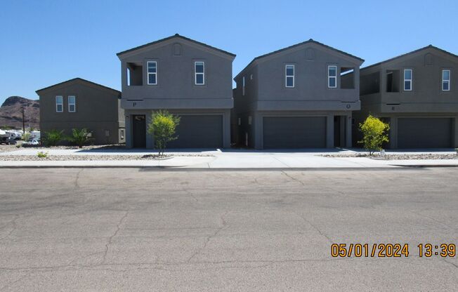 Brand New 1 bedroom 1 bathroom 2 car garage