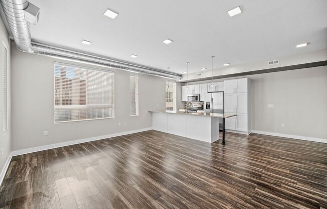 2 beds, 2 baths, 960 sqft, $1,795, Unit 316