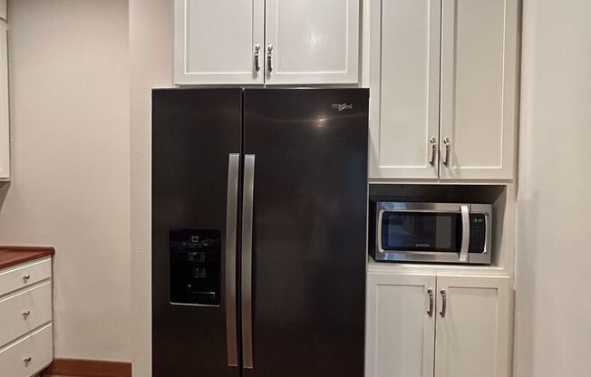 1 bed, 1 bath, 1,005 sqft, $1,695, Unit 203