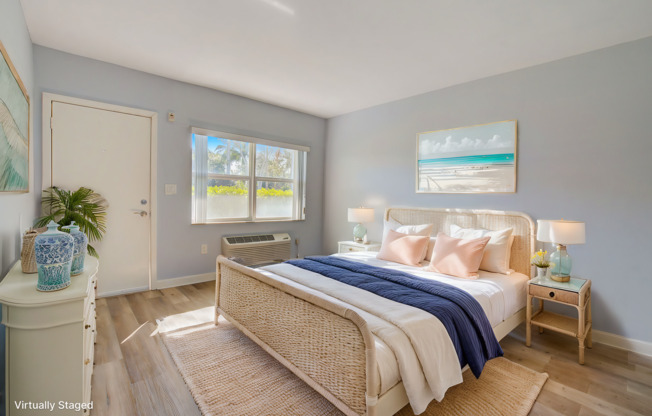 Boutique Apts // Bayside Apts LLC
