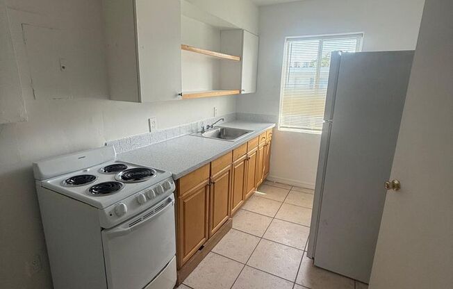 Studio, 1 bath, 306 sqft, $1,320, Unit 660-9