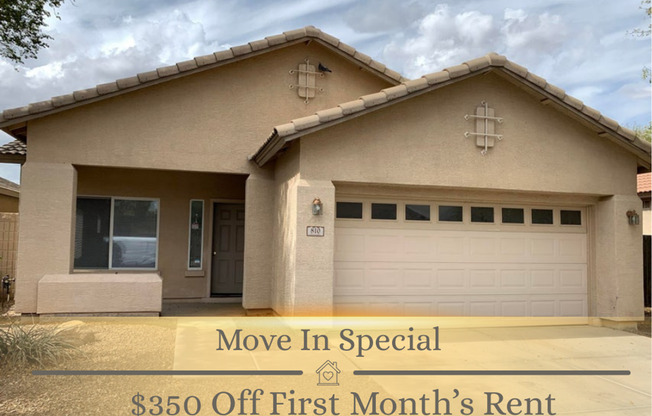 Charming 4 bed, 2 bath home on the golf course!!