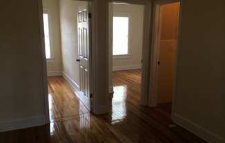 1 bed, 1 bath, $1,250, Unit 917-A SW 5th Ave