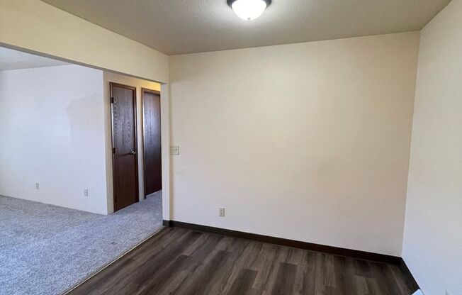 Maple Court Apartments