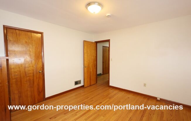 2 beds, 1 bath, $1,875, Unit 2805