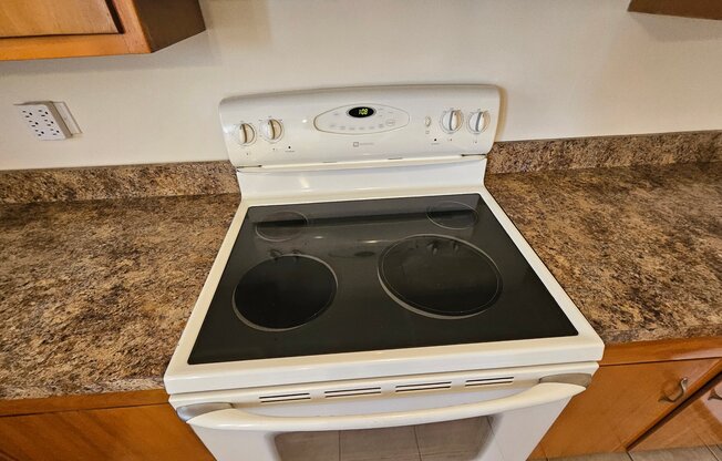 7400 7410 W DIVERSEY AVE