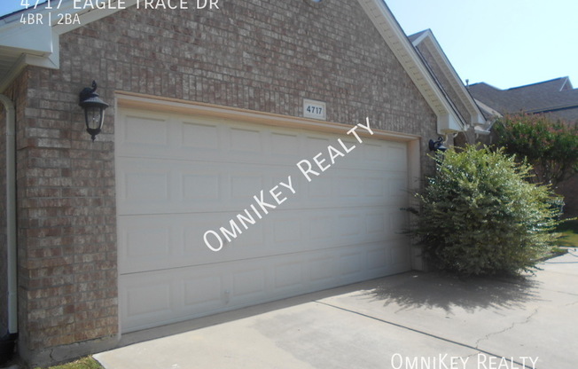 4717 EAGLE TRCE DR