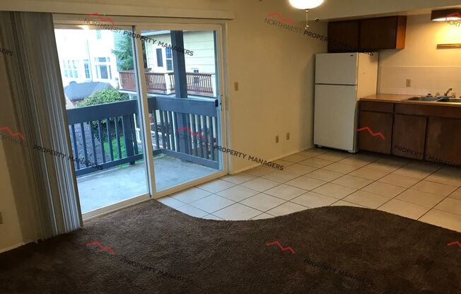 r281j Cedar Crest Apartments