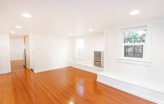 8 Yosemite Avenue