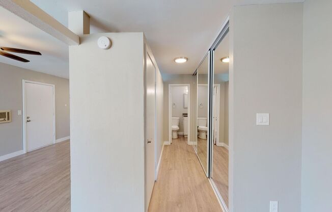 Studio, 1 bath, 500 sqft, $1,895, Unit 8