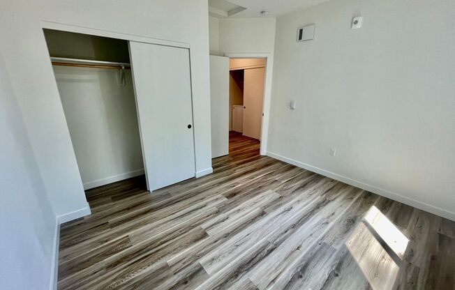 2 beds, 1 bath, 800 sqft, $2,045, Unit 3