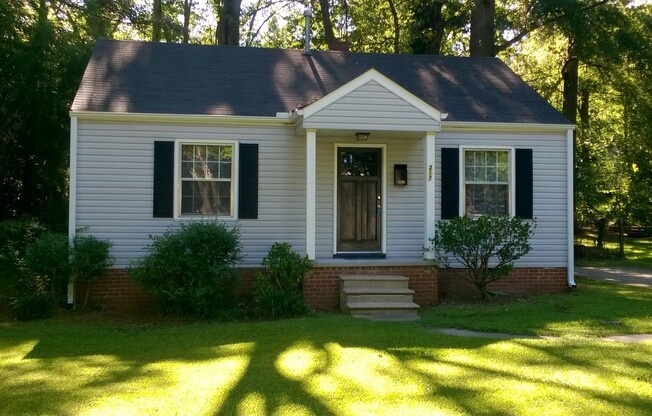 When Minutes Matter, Live Where You Work and Play In the Heart of Downtown Cary!