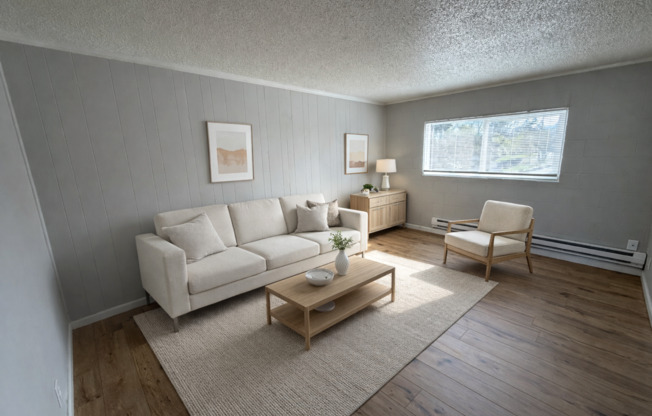 Rivercrest Apartments