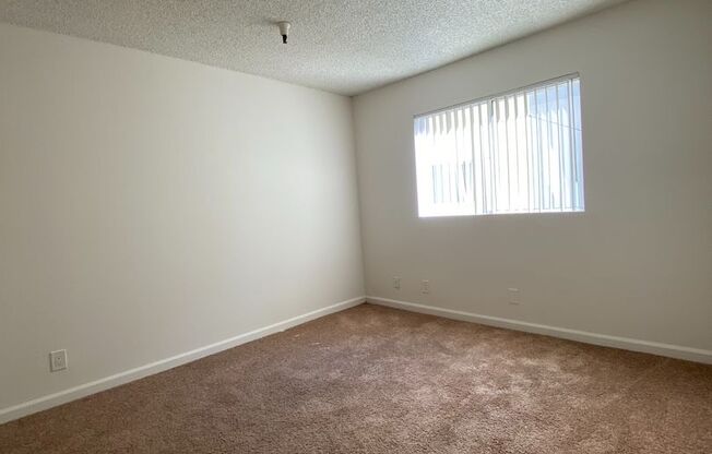 2 beds, 2 baths, 829 sqft, $2,068, Unit 219