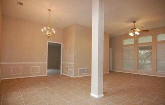 708 GENTRY DR