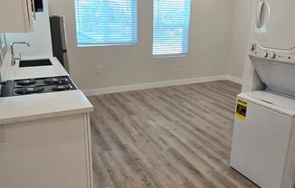 Studio, 1 bath, 310 sqft, $1,595, Unit 8