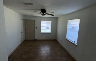 3 beds, 1.5 baths, $1,100