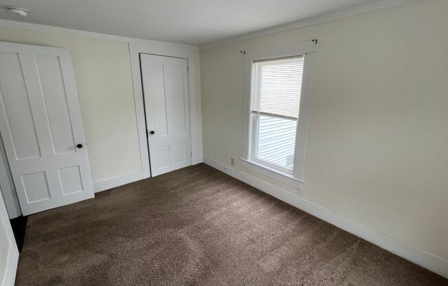 2 beds, 1 bath, 525 sqft, $1,600, Unit 49D