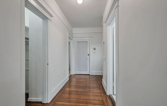 9 Palm Avenue Apartments